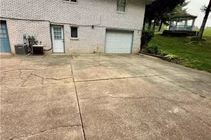 6218 Island Dr NW, Canton, OH 44718 - Photo 35