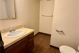6218 Island Dr NW, Canton, OH 44718 - Photo 15
