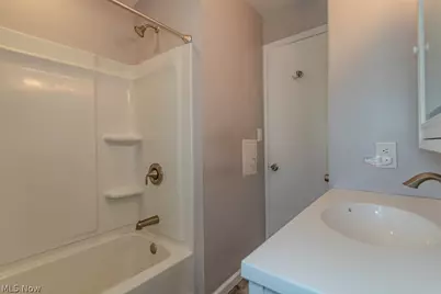 253 E 288th Street, Willowick, OH 44095 - Photo 19