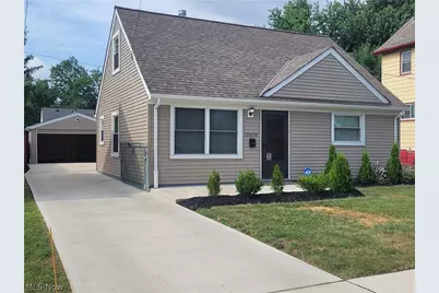 12509 Hirst Avenue, Loveland, OH 44135 - Photo 3