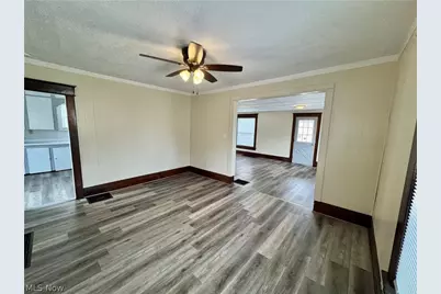 1349 E Main Street, Coshocton, OH 43812 - Photo 7