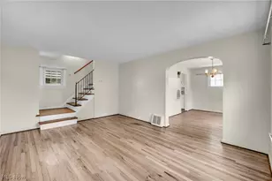 127 Lafayette St, Elyria, OH 44035 - Photo 17