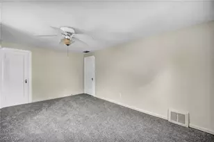 127 Lafayette St, Elyria, OH 44035 - Photo 25