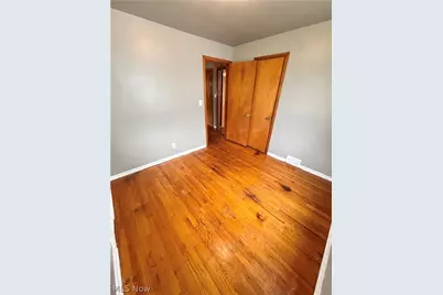1408 E Boston Avenue, Youngstown, OH 44502 - Photo 7