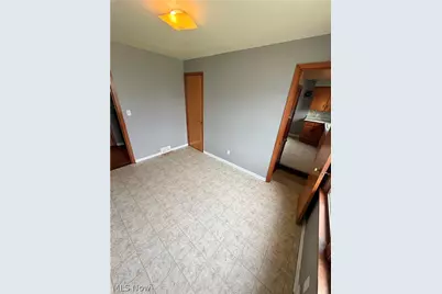 1408 E Boston Avenue, Youngstown, OH 44502 - Photo 13