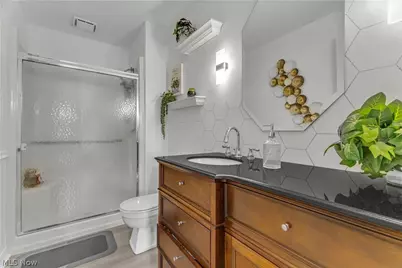 4704 Venice Heights Boulevard #210, Sandusky, OH 44870 - Photo 15