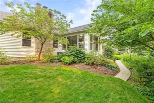 1000 Park Village Dr, Louisville, OH 44641 - Photo 5