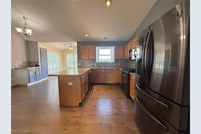 5788 W Breezeway Drive, North Ridgeville, OH 44039 - Photo 3