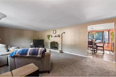 800 Woodview Drive NE, Massillon, OH 44646 - Photo 7