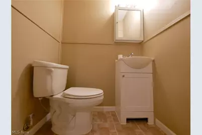 103 Jefferson Street, St Clairsville, OH 43950 - Photo 31