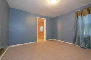 103 Jefferson St, St Clairsville, OH 43950 - Photo 29
