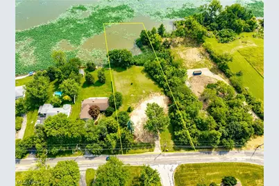 111 W Catawba Road, Port Clinton, OH 43452 - Photo 15