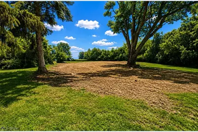 111 W Catawba Road, Port Clinton, OH 43452 - Photo 5