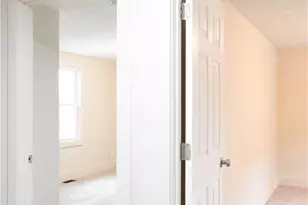 842 E 144th St, Loveland, OH 44110 - Photo 7