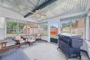 699 Saul Dr, Hubbard, OH 44425 - Photo 29