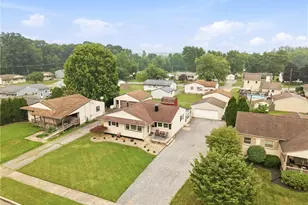 699 Saul Dr, Hubbard, OH 44425 - Photo 5
