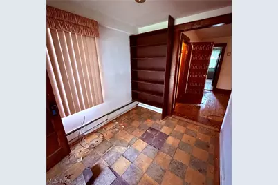 14307 Darley Avenue, Loveland, OH 44110 - Photo 5