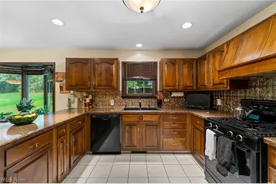 7617 Locust Lane, Poland, OH 44514 - Photo 5