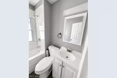 9901 Heath Avenue, Loveland, OH 44104 - Photo 21