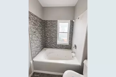 9901 Heath Avenue, Loveland, OH 44104 - Photo 7