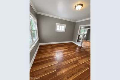 9901 Heath Avenue, Loveland, OH 44104 - Photo 3