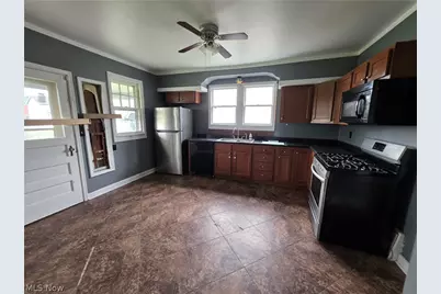 516 Buckeye Street, Tiltonsville, OH 43963 - Photo 3