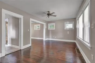 10421 Dale Ave, Loveland, OH 44111 - Photo 3