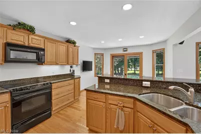 6575 Ruth Drive, Green Hills, OH 44131 - Photo 15
