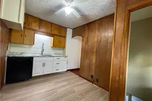 810 Highland Blvd, Coshocton, OH 43812 - Photo 13