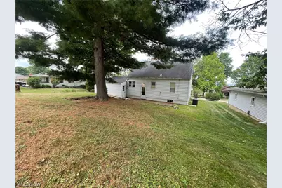 810 Highland Boulevard, Coshocton, OH 43812 - Photo 27