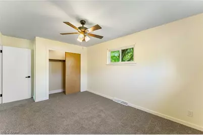 2435 Canfield Road, Youngstown, OH 44511 - Photo 17