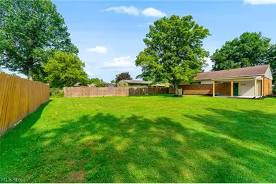 2435 Canfield Road, Youngstown, OH 44511 - Photo 27