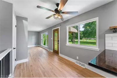2435 Canfield Road, Youngstown, OH 44511 - Photo 7