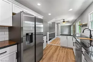 2435 Canfield Rd, Youngstown, OH 44511 - Photo 5