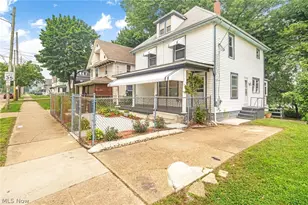 247 Rhodes Ave, Akron, OH 44302 - Photo 3