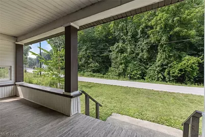 55138 Colerain Pike, Martins Ferry, OH 43935 - Photo 5