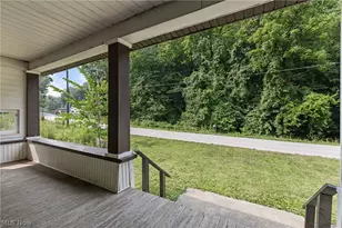55138 Colerain Pike, Martins Ferry, OH 43935 - Photo 5