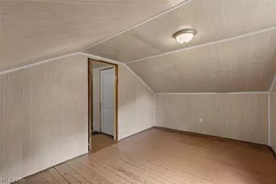 55138 Colerain Pike, Martins Ferry, OH 43935 - Photo 25