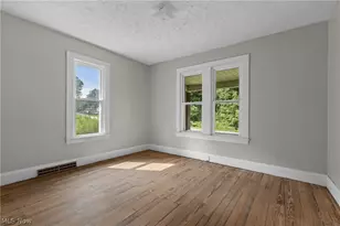 55138 Colerain Pike, Martins Ferry, OH 43935 - Photo 19