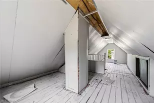 9512 Easton Ave, Loveland, OH 44104 - Photo 21