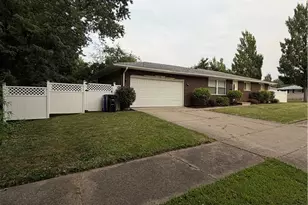 4725 Eric Ave, Loveland, OH 44109 - Photo 1
