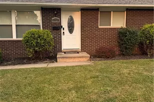 4725 Eric Ave, Loveland, OH 44109 - Photo 5