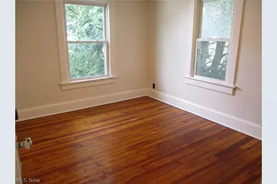 256 Sues Court, Akron, OH 44311 - Photo 11