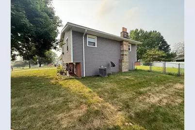 5364 Pisces Street SW, Canton, OH 44706 - Photo 7