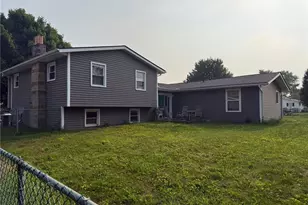 5364 Pisces St SW, Canton, OH 44706 - Photo 9