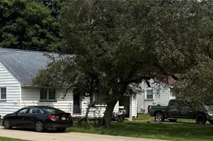 3972 Hopkins Rd, Youngstown, OH 44511 - Photo 3