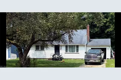 3972 Hopkins Road, Youngstown, OH 44511 - Photo 1