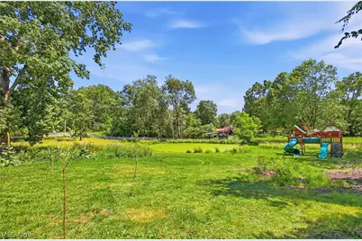8870 N Spring Valley Park Drive, Chagrin Falls, OH 44023 - Photo 45