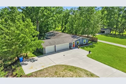 8870 N Spring Valley Park Drive, Chagrin Falls, OH 44023 - Photo 47