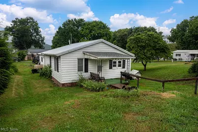1109 Cemetery Drive, Coshocton, OH 43812 - Photo 1